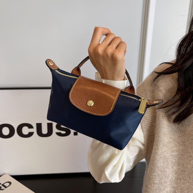 Dusselbag™ | Effortlessly Elegant